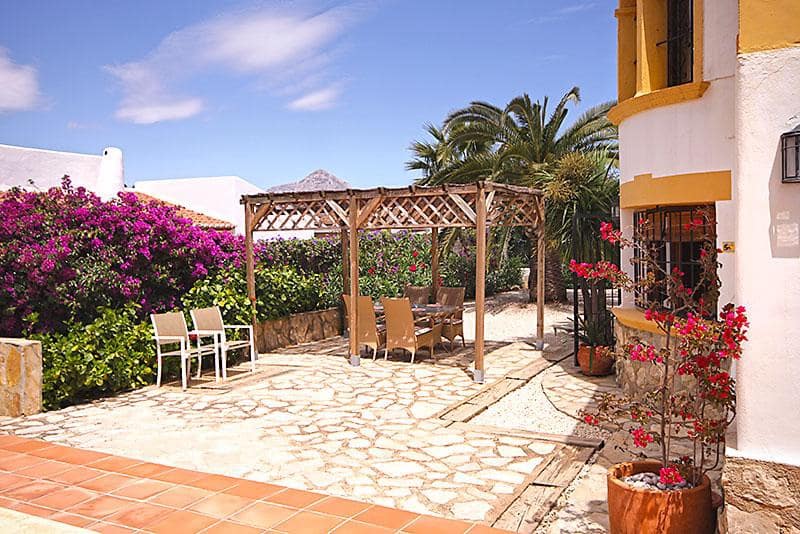 2 sovrum Villa för semesterbostäder i Javea / Xabia med pool garage - 503 € (Ref: 3713005)