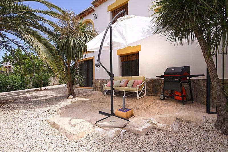 2 sovrum Villa för semesterbostäder i Javea / Xabia med pool garage - 503 € (Ref: 3713005)