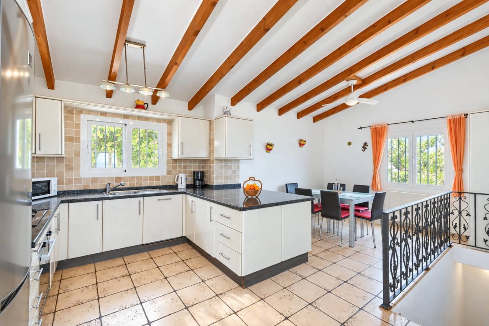 Chalet de 4 habitaciones en Javea / Xàbia en alquiler vacacional con piscina garaje - 612 € (Ref: 3713012)