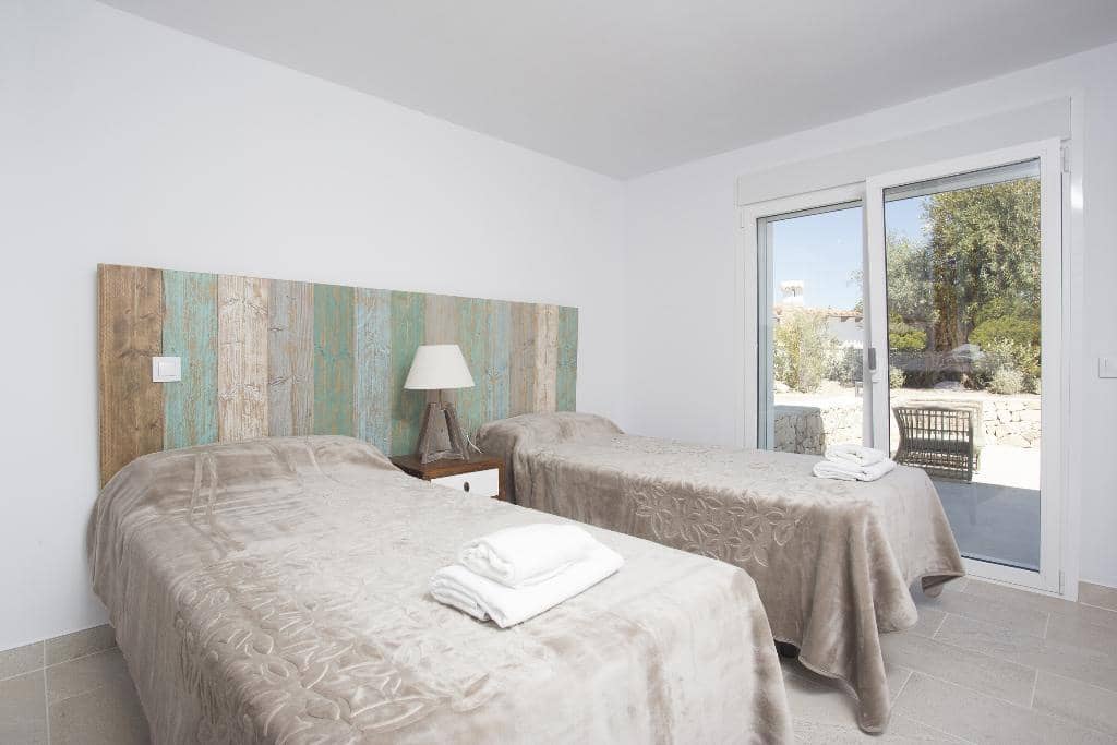 4 quarto Moradia para arrendamento para férias em Javea / Xabia com piscina Garagem - 2 831 € (Ref: 3713016)