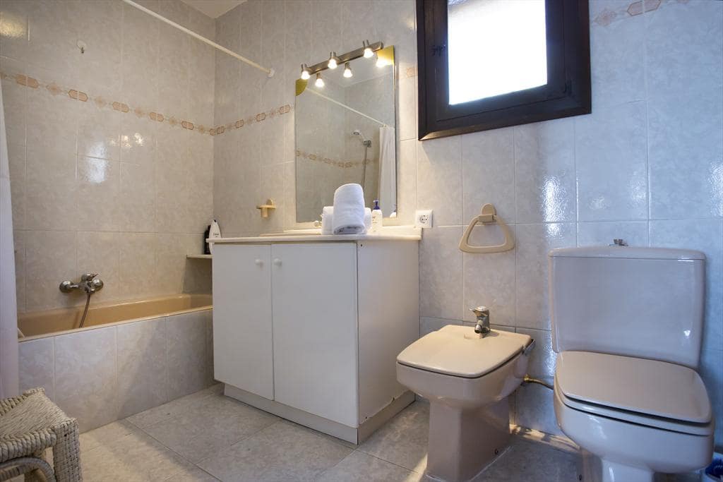 4 slaapkamer Villa voor vakantieverhuur in Javea / Xabia met zwembad garage - € 1.077 (Ref: 3713030)