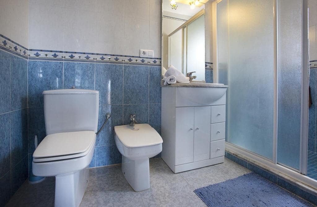 4 slaapkamer Villa voor vakantieverhuur in Javea / Xabia met zwembad garage - € 1.077 (Ref: 3713030)