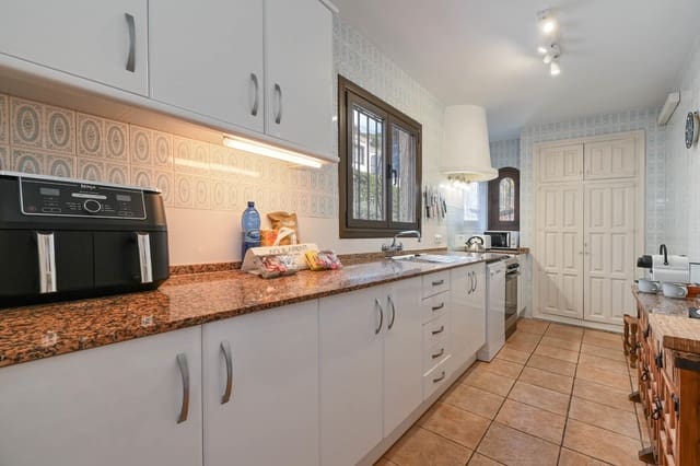 4 camera da letto Villa da affitare come casa vacanza in Puerto, Javea / Xàbia con piscina garage - 1.077 € (Rif: 3713030)