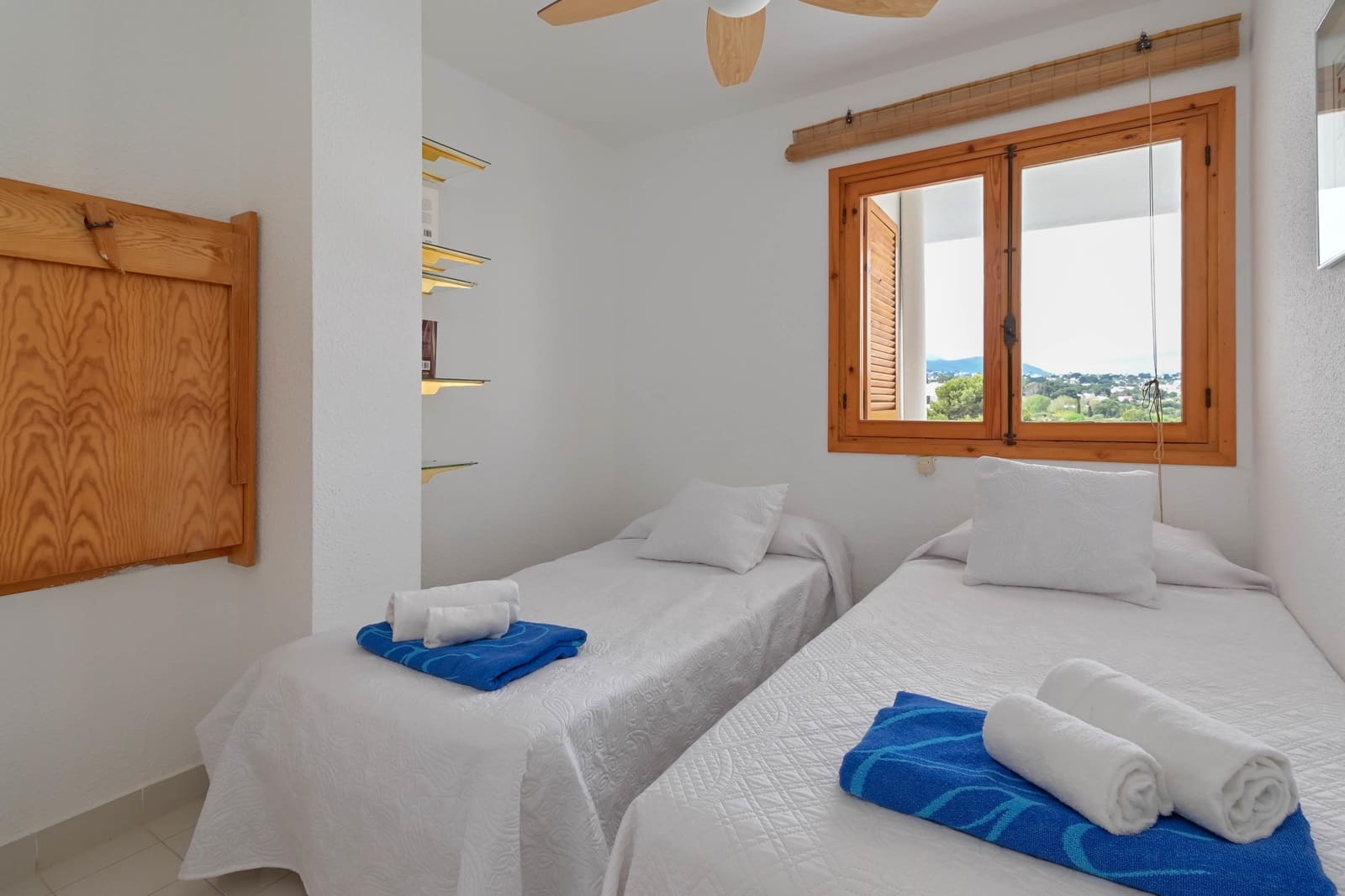 3 slaapkamer Appartement voor vakantieverhuur in Javea / Xabia met zwembad garage - € 483 (Ref: 3713037)