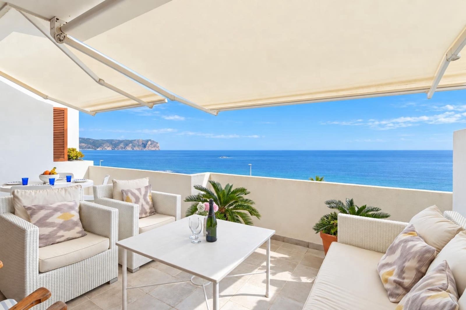 Appartement de 3 chambres de location de vacances à Javea / Xabia avec piscine garage - 545 € (Ref: 3713037)