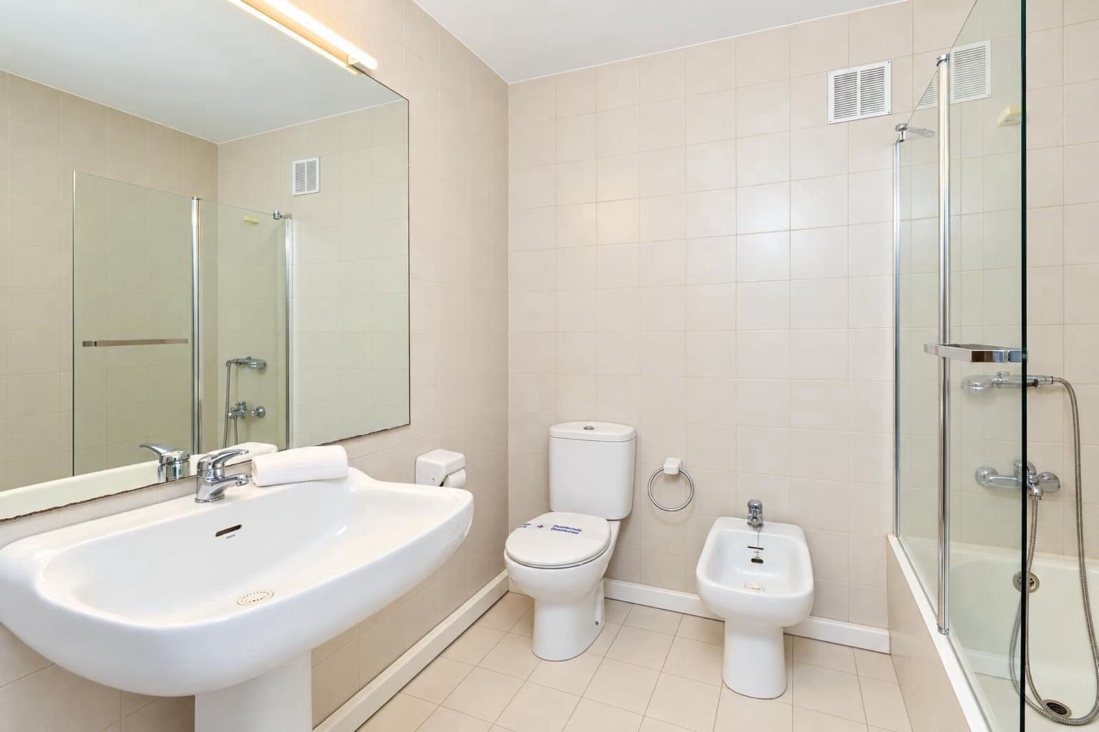 Appartement de 3 chambres de location de vacances à Javea / Xabia avec piscine garage - 545 € (Ref: 3713037)