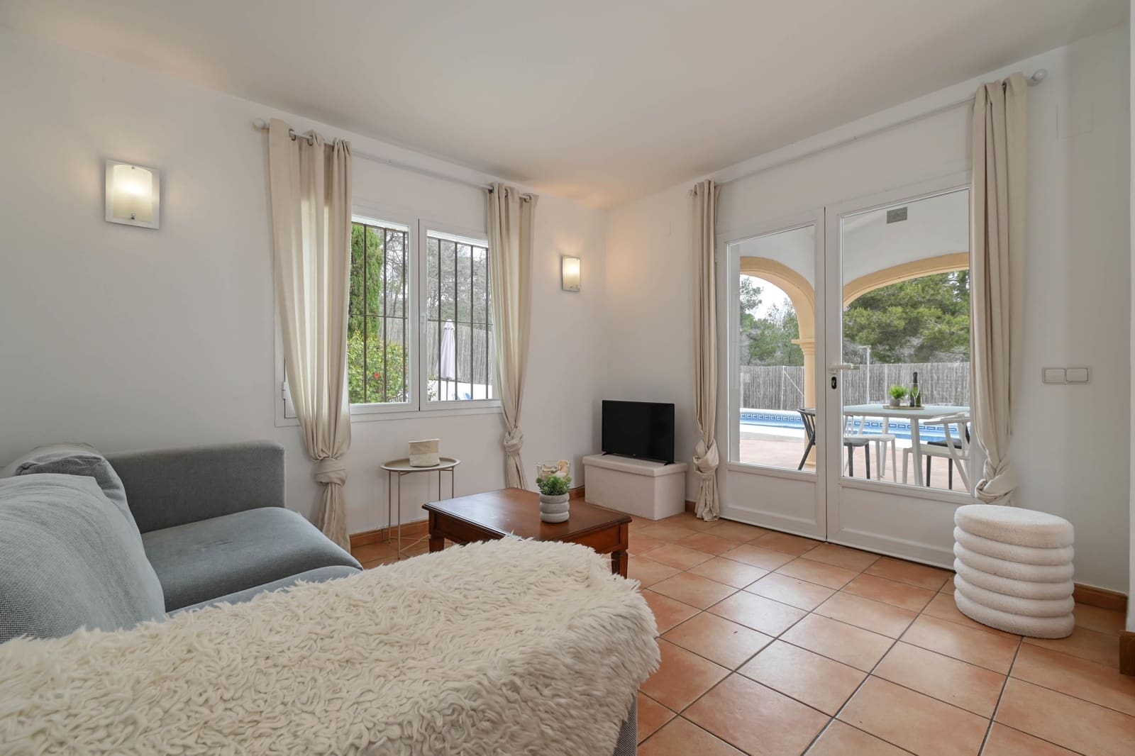 2 bedroom Finca/Country House for holiday rental in Javea / Xabia with pool garage - € 537 (Ref: 3777694)