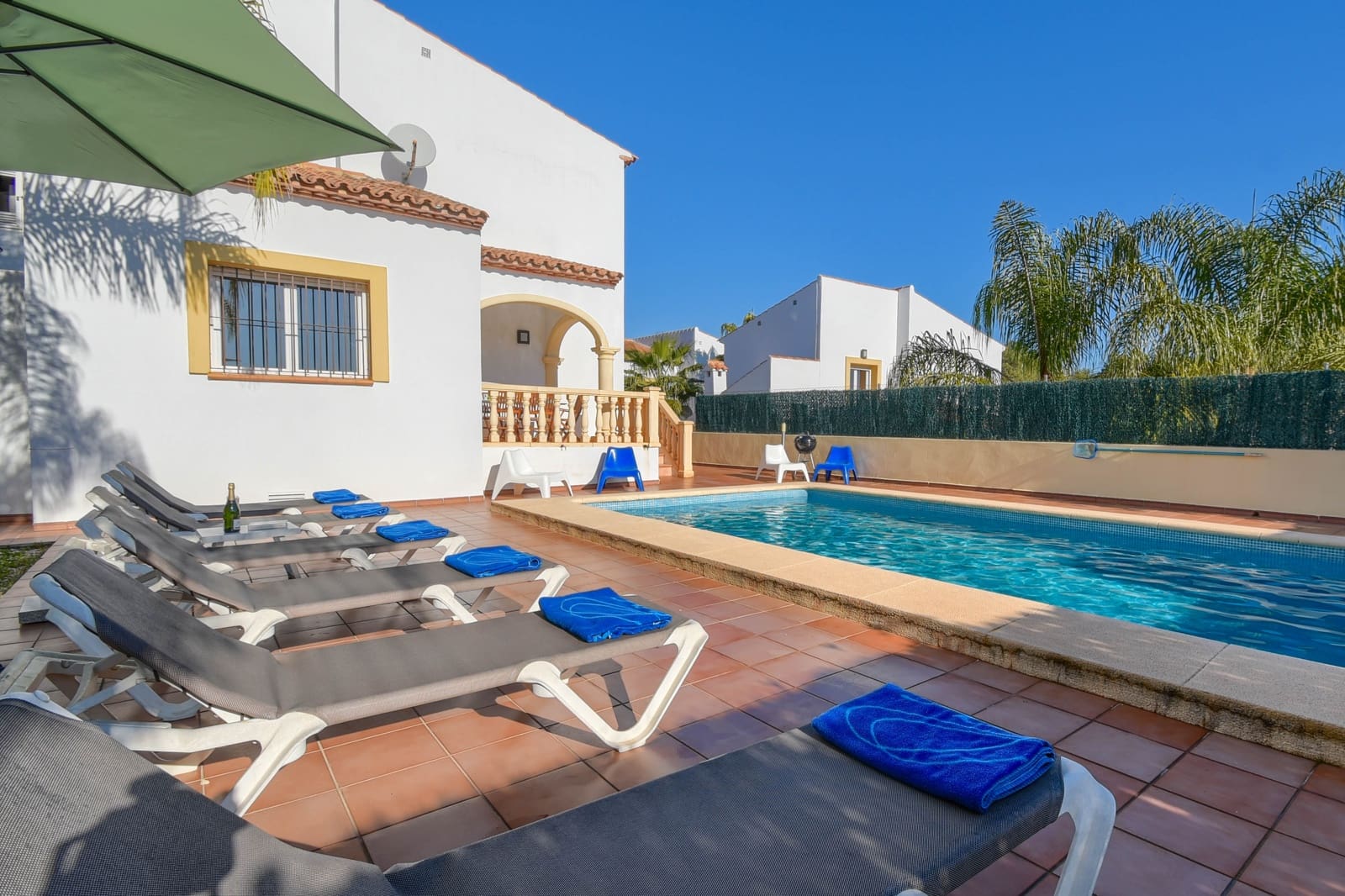3 bedroom Finca/Country House for holiday rental in Javea / Xabia with pool garage - € 757 (Ref: 3777699)