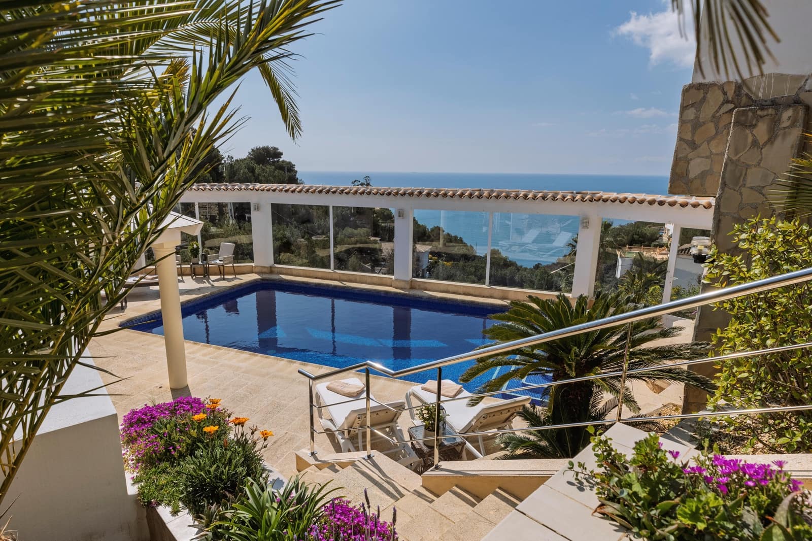 3 bedroom Villa for holiday rental in Javea / Xabia with pool garage - € 978 (Ref: 3777707)