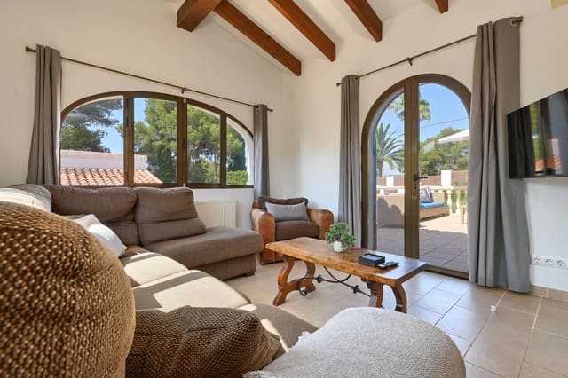 4 slaapkamer Villa voor vakantieverhuur in La Granadella  - Costa Nova, Javea / Xàbia met zwembad garage - € 632 (Ref: 3799234)