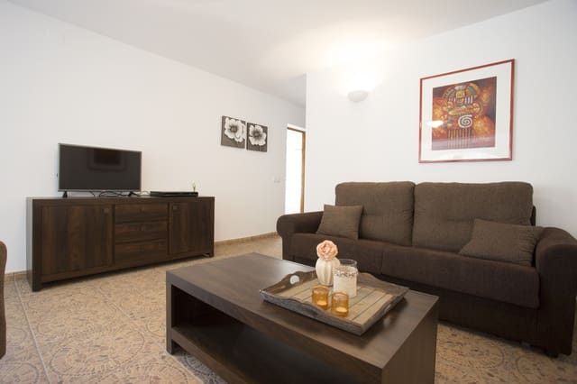 2 bedroom Villa for holiday rental in Montgó - Ermita, Javea / Xàbia with pool garage - € 504 (Ref: 3799237)