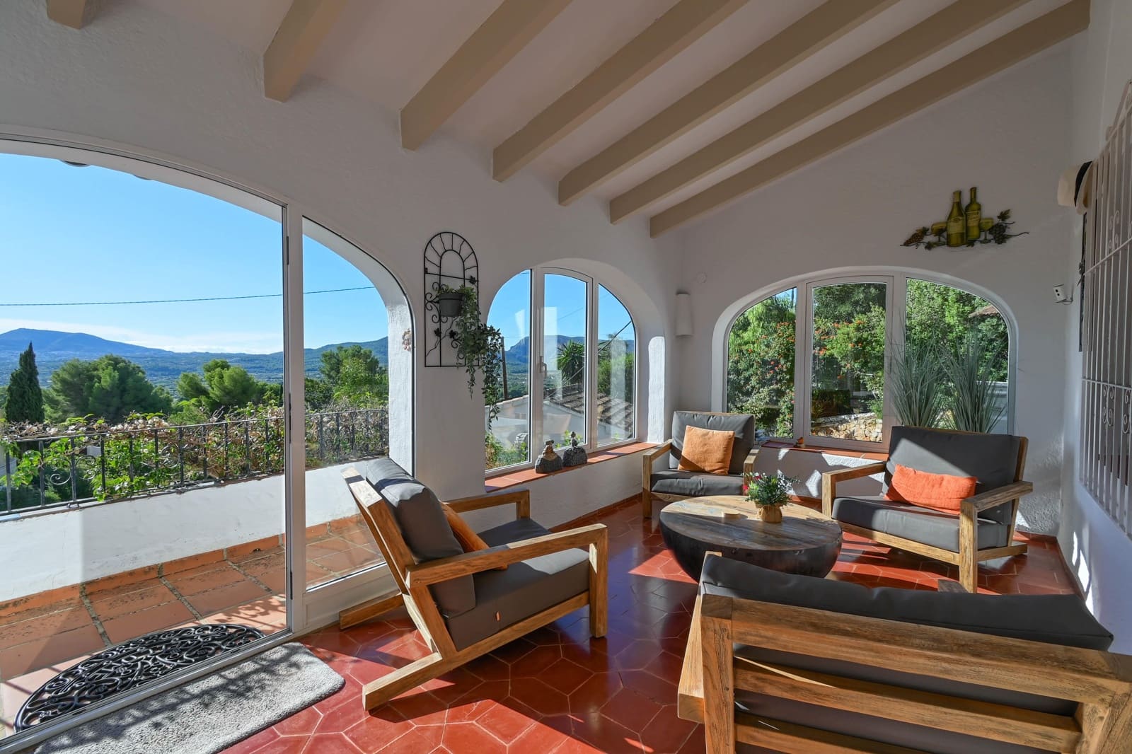 4 makuuhuone Huvila lomavuokrausta paikassa Javea / Xabia mukana uima-altaan 
autotalli - 1 300 € (Ref: 3799237)