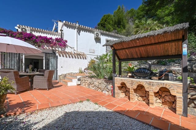 4 makuuhuone Huvila lomavuokrausta paikassa Montgó - Ermita, Javea / Xàbia mukana uima-altaan 
autotalli - 1 300 € (Ref: 3799237)