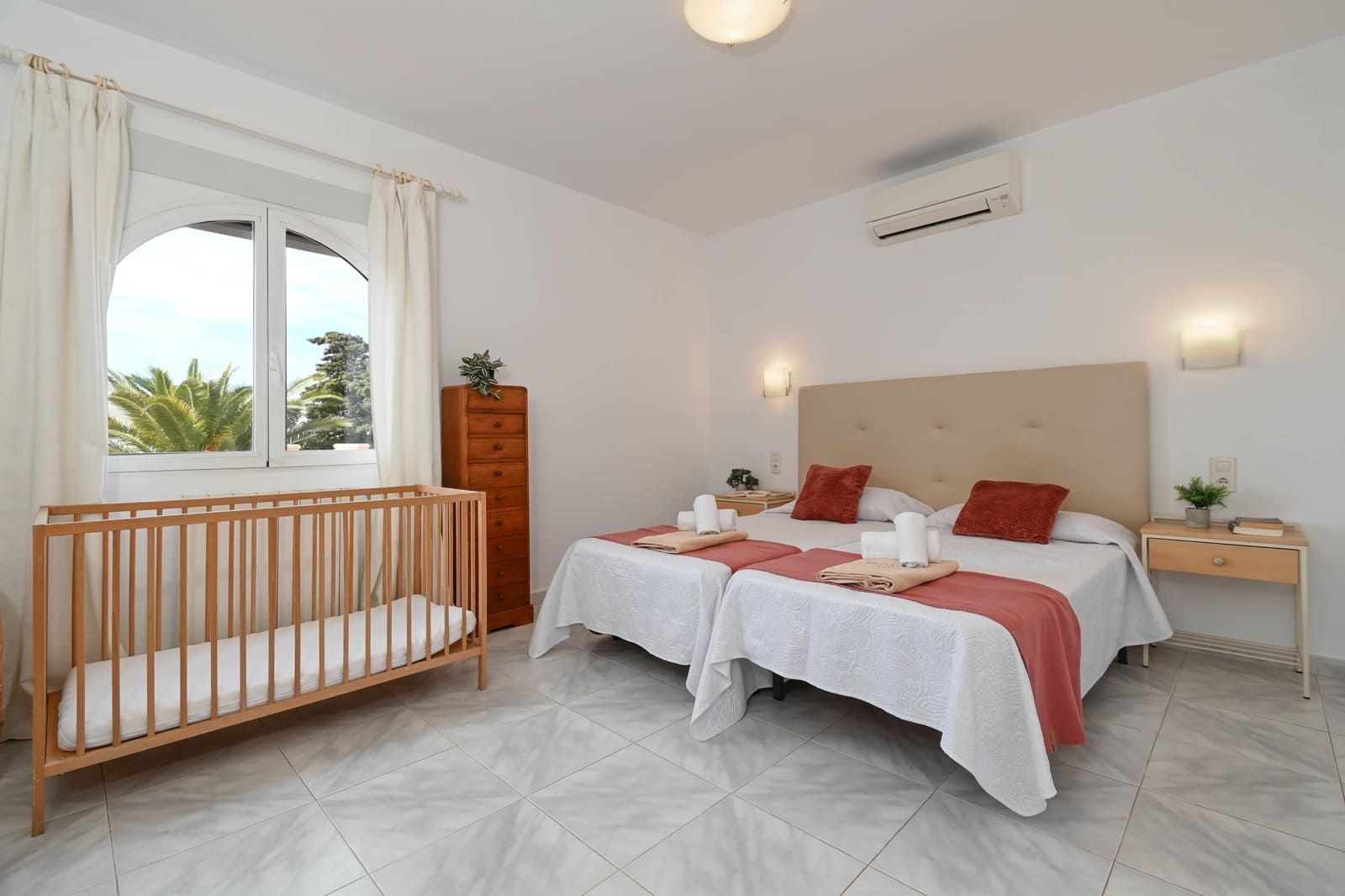 4 sovrum Villa för semesterbostäder i Javea / Xabia med pool garage - 1 516 € (Ref: 3799261)