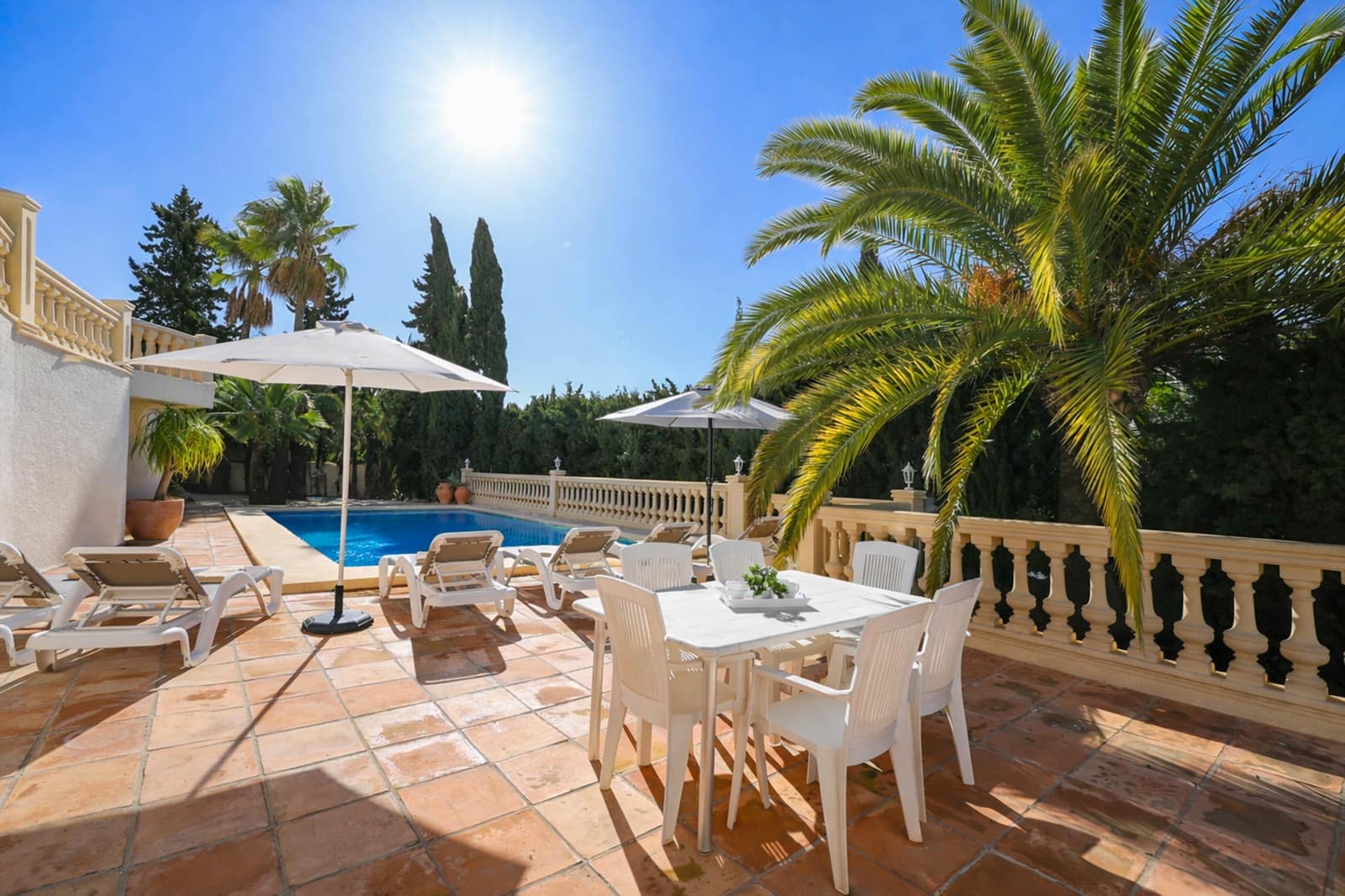 4 sovrum Villa för semesterbostäder i Javea / Xabia med pool garage - 1 516 € (Ref: 3799261)