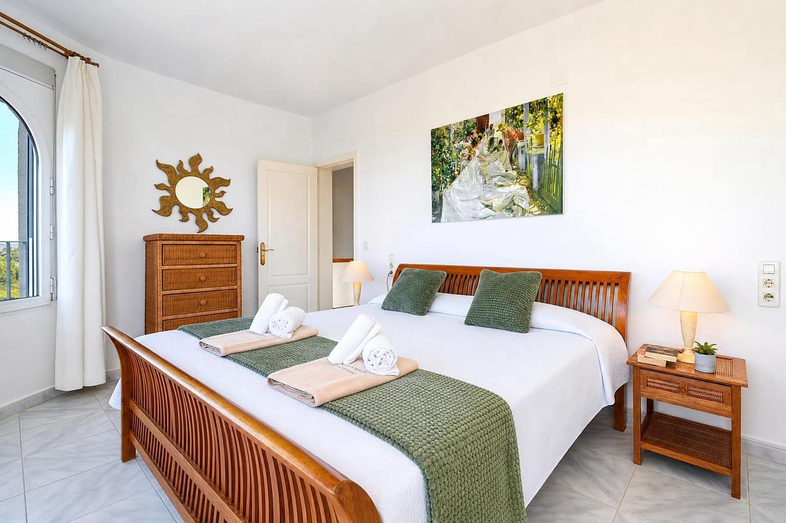 4 slaapkamer Villa voor vakantieverhuur in Javea / Xabia met zwembad garage - € 1.516 (Ref: 3799261)