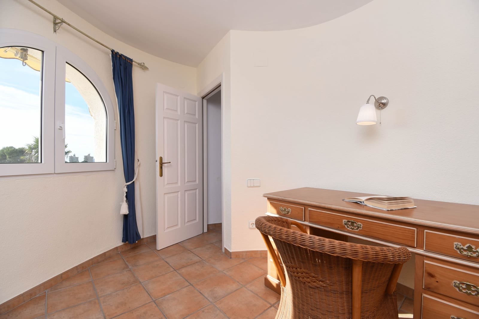 3 bedroom Villa for holiday rental in Moraira with pool - € 527 (Ref: 3799264)