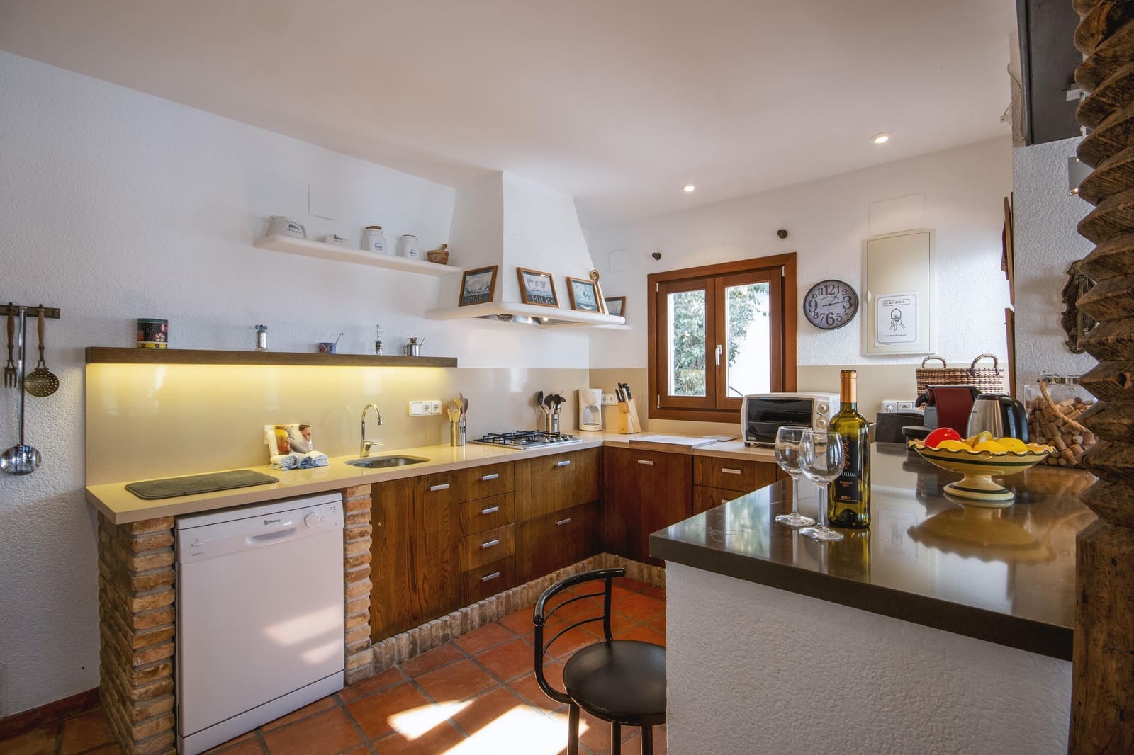 2 slaapkamer Villa voor vakantieverhuur in Moraira met zwembad garage - € 854 (Ref: 3799279)