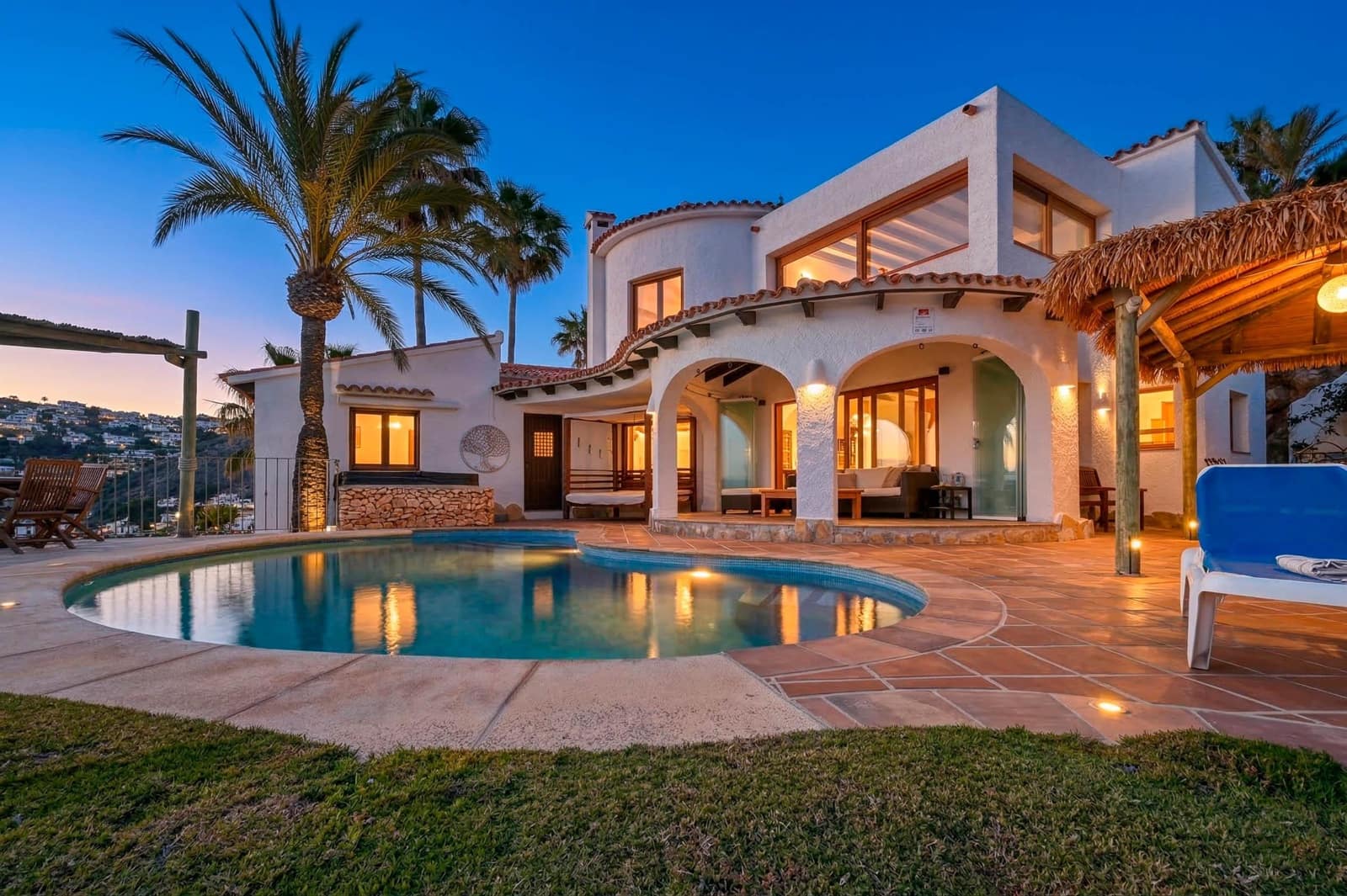 2 Zimmer Ferienvilla in Moraira mit Pool Garage - 1.343 € (Ref: 3799279)