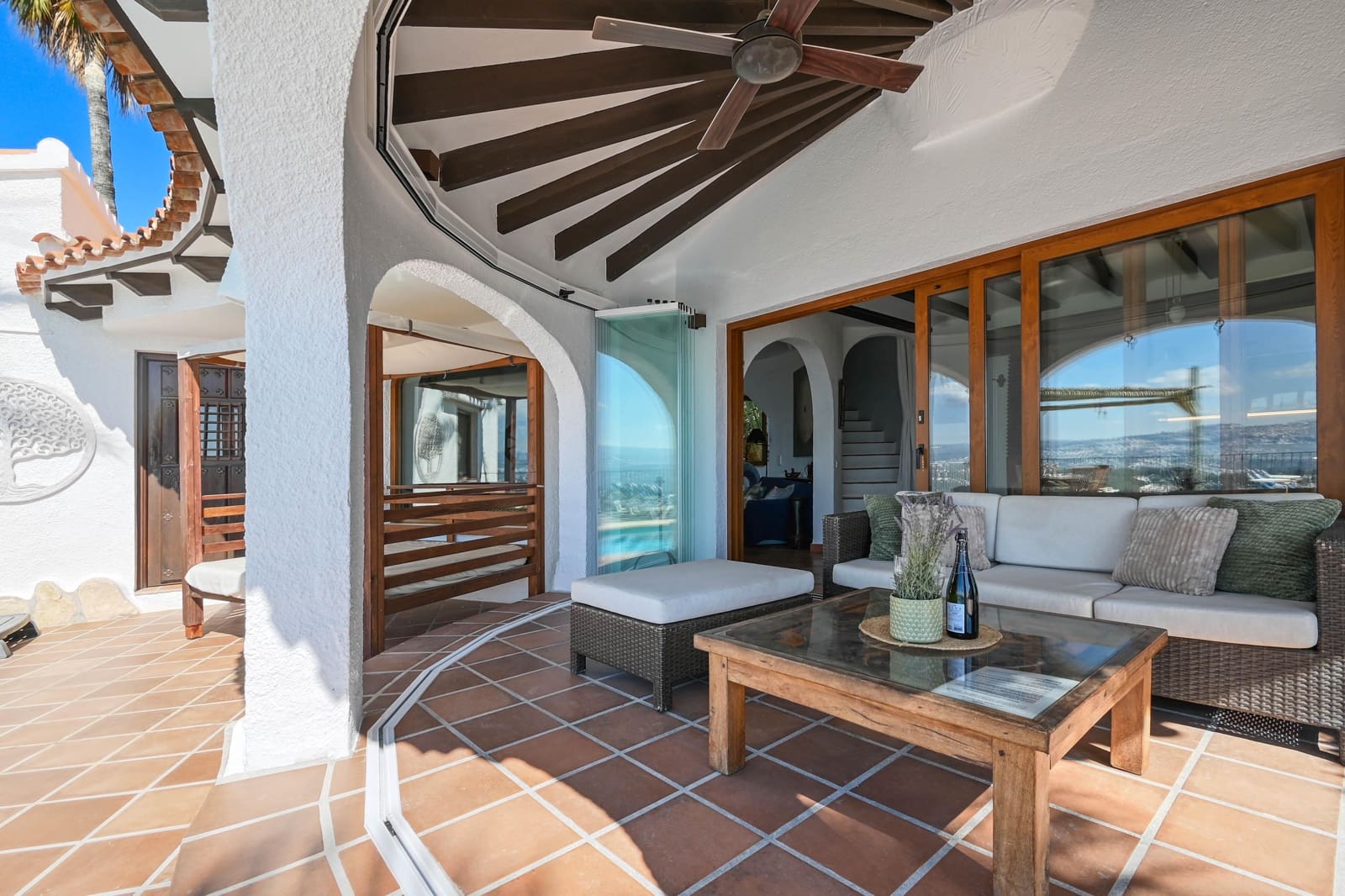 2 slaapkamer Villa voor vakantieverhuur in Moraira met zwembad garage - € 1.343 (Ref: 3799279)