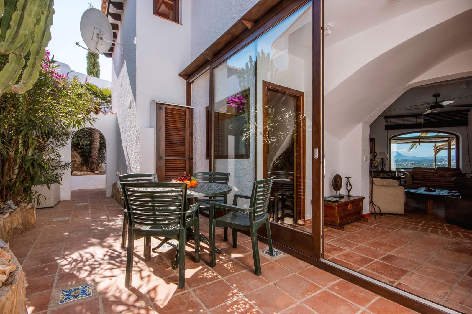 2 slaapkamer Villa voor vakantieverhuur in Moraira met zwembad garage - € 1.343 (Ref: 3799279)