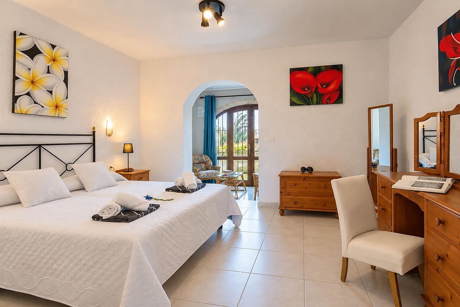 4 slaapkamer Villa voor vakantieverhuur in Javea / Xabia met zwembad garage - € 1.171 (Ref: 3799283)
