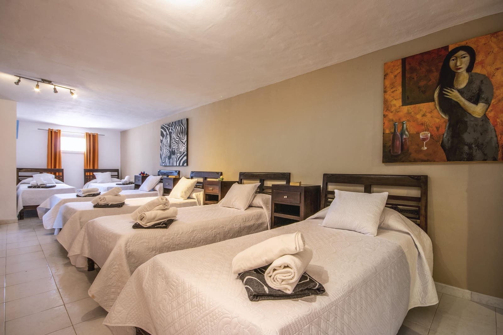 8 bedroom Villa for holiday rental in Adsubia with pool - € 3,309 (Ref: 3799290)