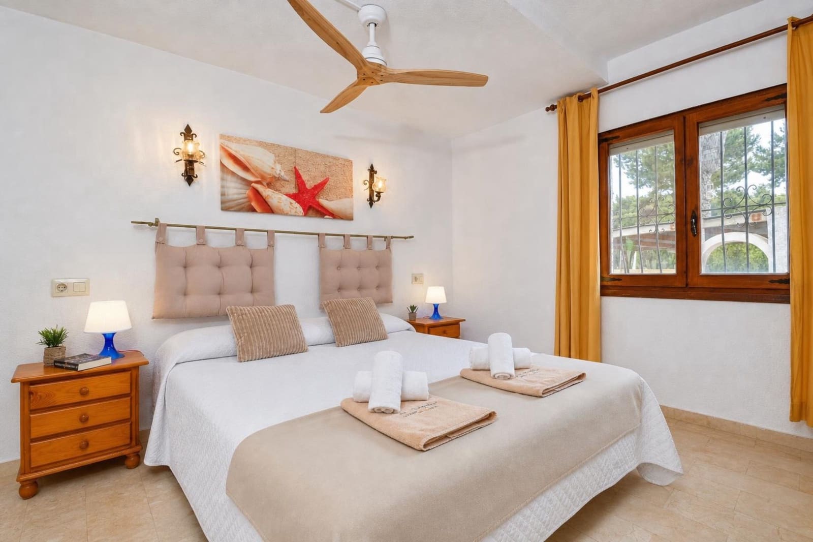 Villa/Maison de 3 chambres de location de vacances à Ambolo avec piscine - 675 € (Ref: 3855978)
