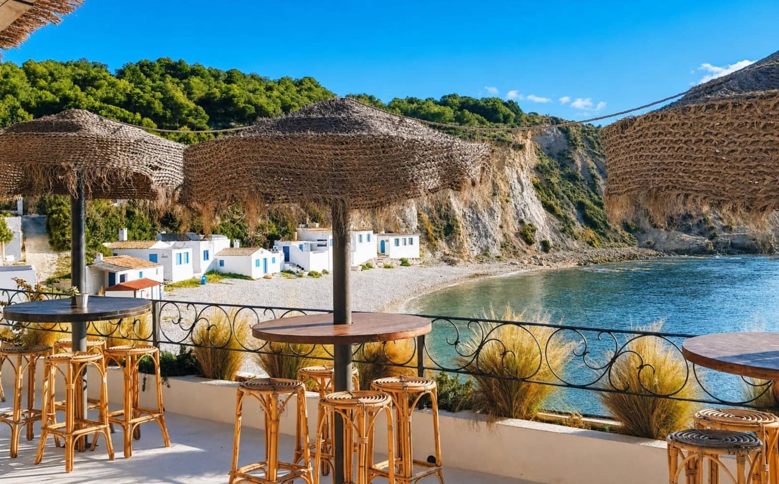 Villa/Maison de 3 chambres de location de vacances à Ambolo avec piscine - 675 € (Ref: 3855978)