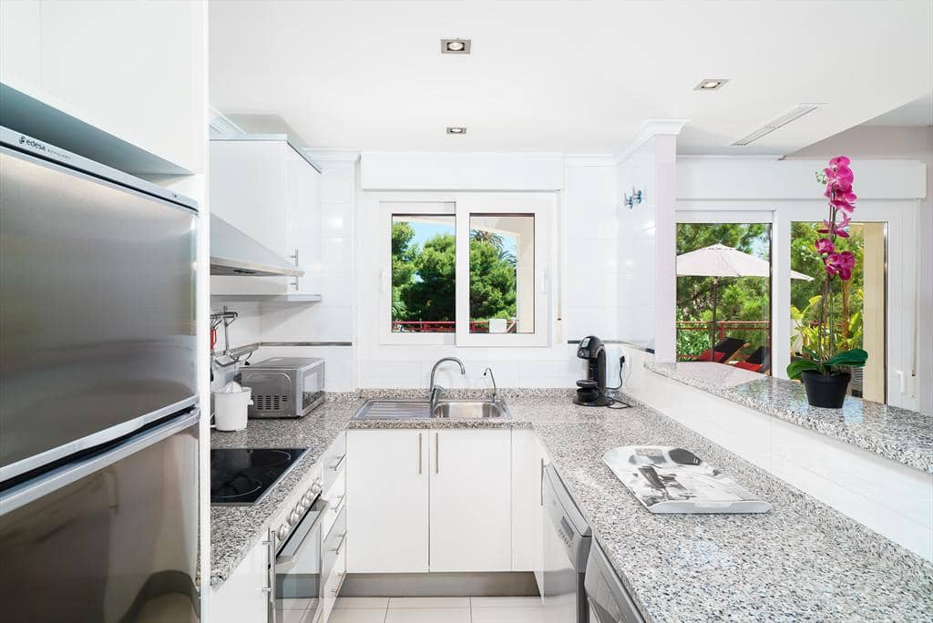 3 camera da letto Appartamento da affitare come casa vacanza in Denia con piscina garage - 469 € (Rif: 3928604)