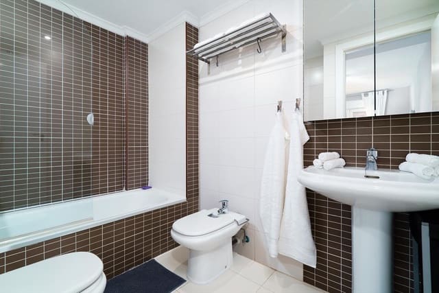 3 quarto Apartamento para arrendamento para férias em Les Bassetes - El Marjal, Dénia com piscina Garagem - 469 € (Ref: 3928604)