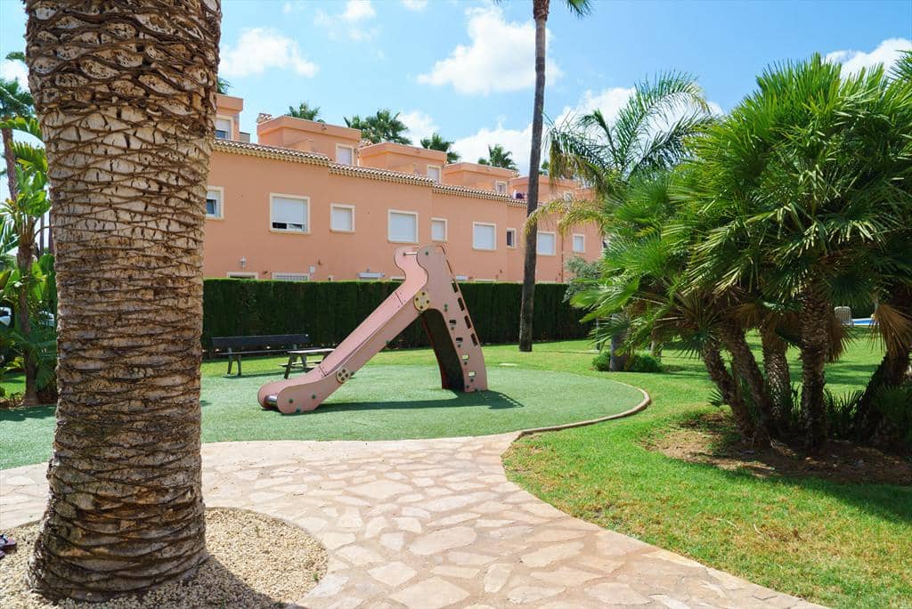 3 camera da letto Appartamento da affitare come casa vacanza in Denia con piscina garage - 469 € (Rif: 3928604)