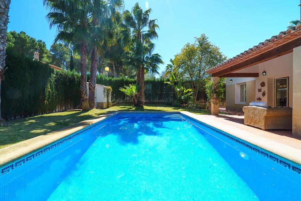 4 soverom Villa til salgs i Adsubia med svømmebasseng garasje - € 833 (Ref: 3928605)