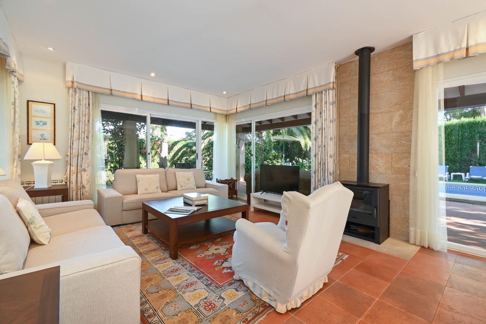 4 soverom Villa til salgs i Adsubia med svømmebasseng garasje - € 833 (Ref: 3928605)