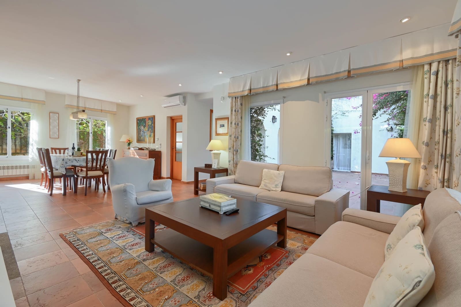 4 soverom Villa til salgs i Adsubia med svømmebasseng garasje - € 833 (Ref: 3928605)