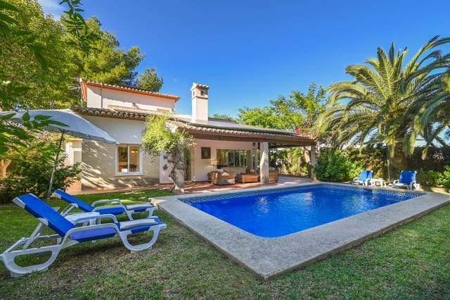 4 sypialnia Willa na kwatery wakacyjne w Adsubia, Javea / Xàbia z basenem garażem - 833 € (Ref: 3928605)