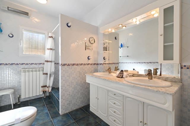 3 makuuhuone Huvila lomavuokrausta paikassa Cap Martí - El Tossalet - Pinomar, Javea / Xàbia mukana uima-altaan 
autotalli - 665 € (Ref: 3928609)