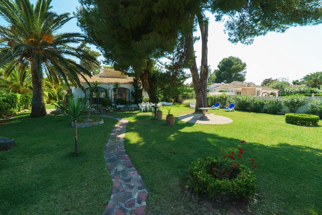3 sovrum Villa för semesterbostäder i Javea / Xabia med pool garage - 726 € (Ref: 3992343)