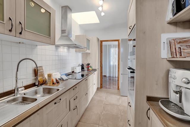 2 slaapkamer Villa voor vakantieverhuur in Puerto, Javea / Xàbia met zwembad garage - € 782 (Ref: 3999002)