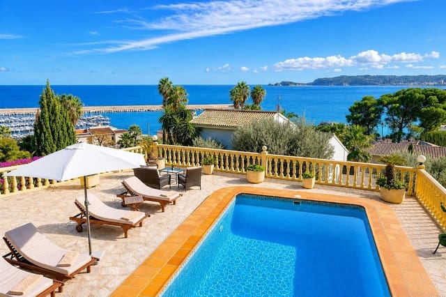 2 sypialnia Willa na kwatery wakacyjne w Puerto, Javea / Xàbia z basenem garażem - 782 € (Ref: 3999002)