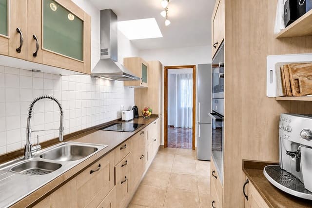 2 sypialnia Willa na kwatery wakacyjne w Puerto, Javea / Xàbia z basenem garażem - 782 € (Ref: 3999002)