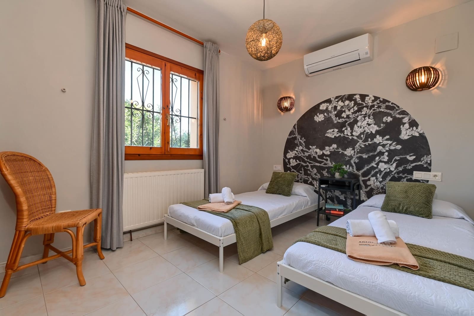 3 Zimmer Ferienvilla in Javea / Xabia mit Pool Garage - 511 € (Ref: 4026159)