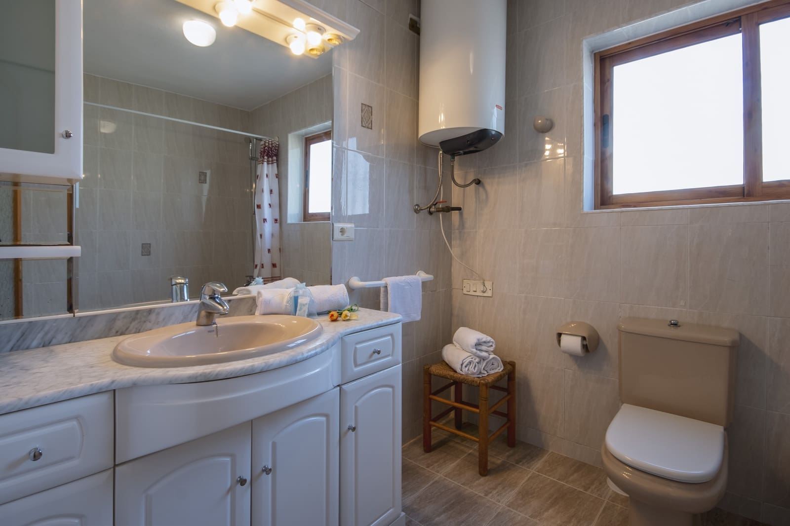   6 soveværelse   ferieVilla i Javea / Xabia   med   swimmingpool  garage  - € 1.559 (Ref: 4026160)