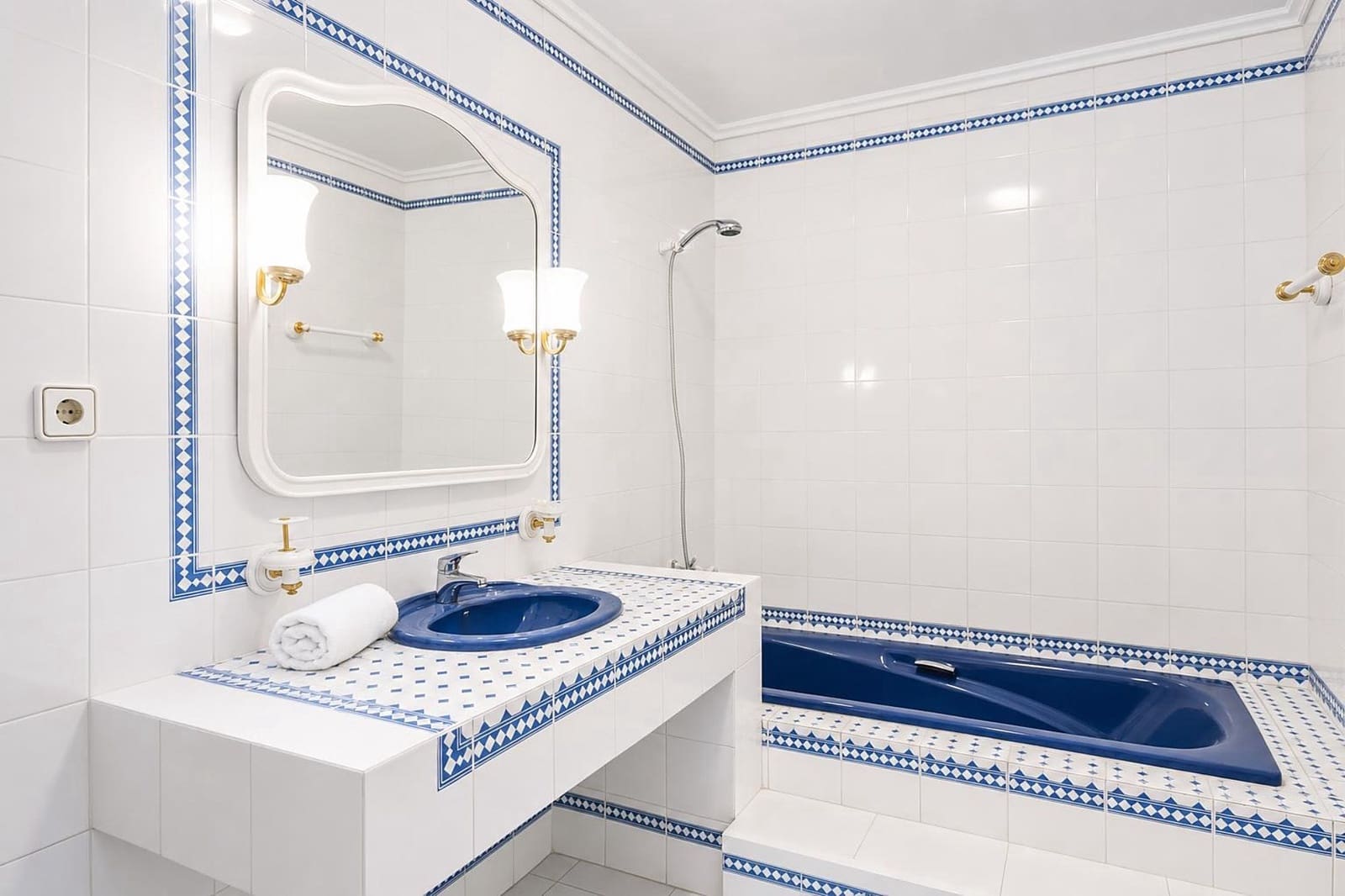 3 quarto Moradia para arrendamento para férias em Adsubia com piscina Garagem - 1 363 € (Ref: 4026170)