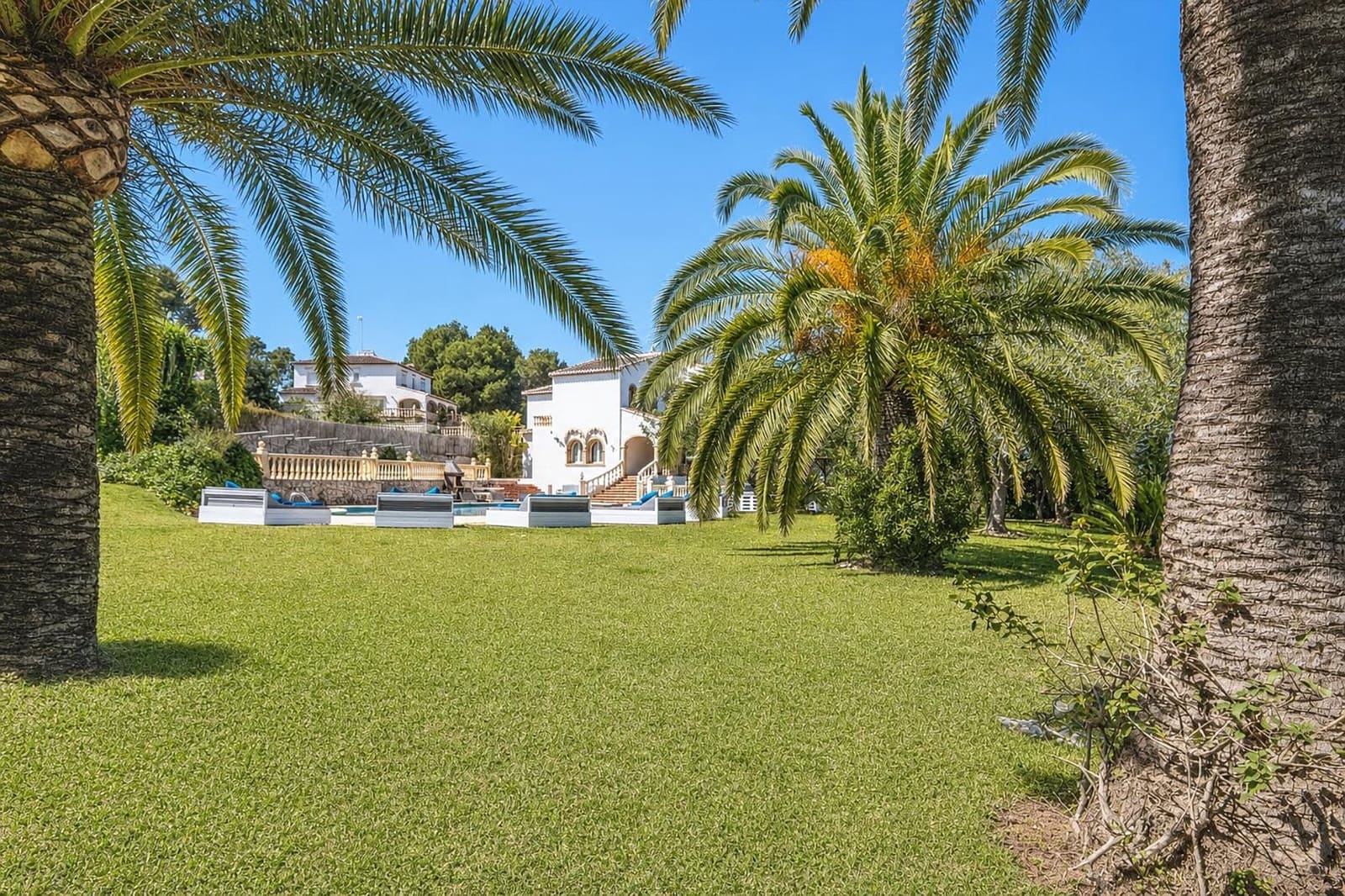 3 quarto Moradia para arrendamento para férias em Adsubia com piscina Garagem - 1 363 € (Ref: 4026170)