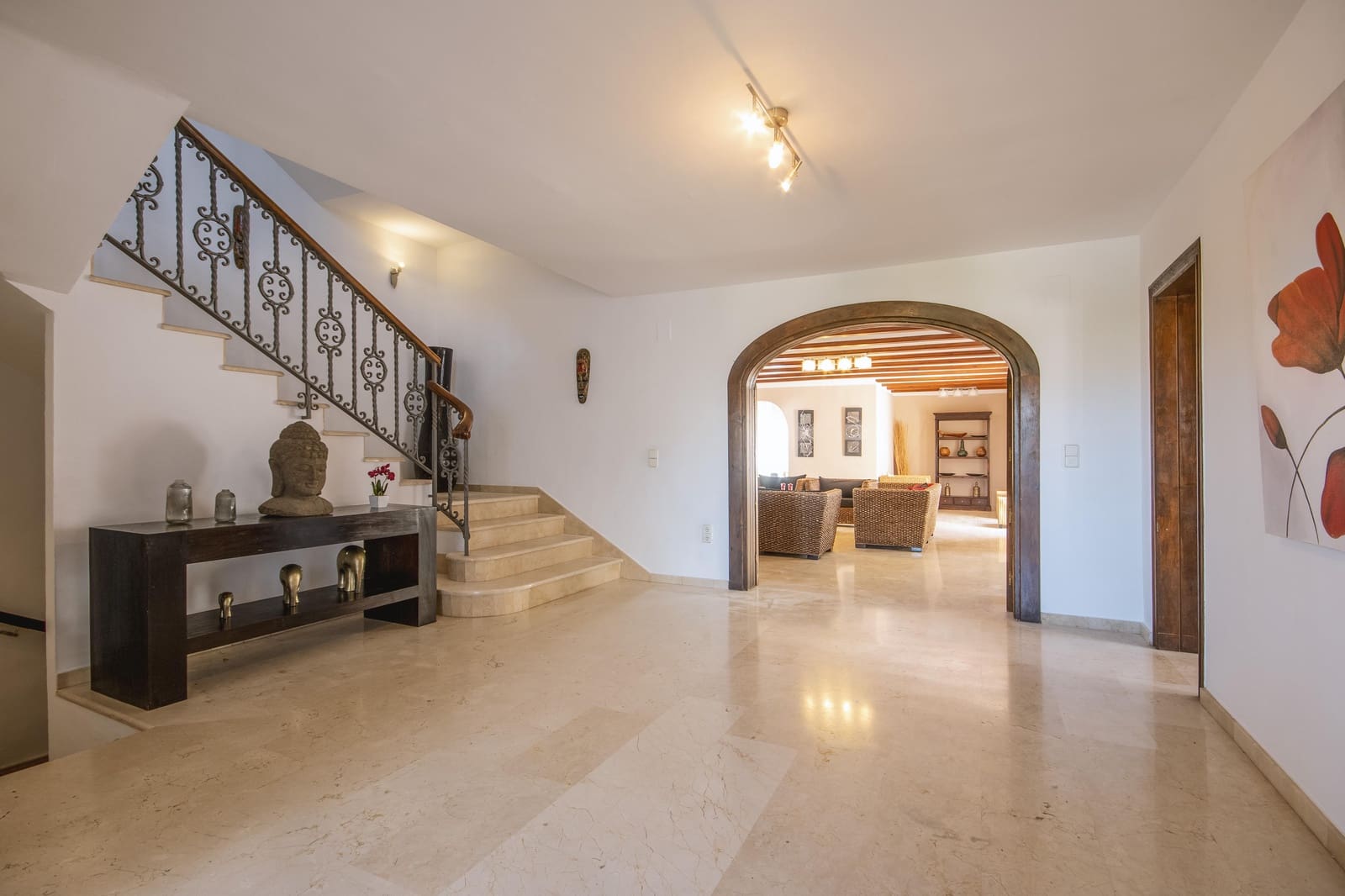 4 slaapkamer Villa voor vakantieverhuur in Adsubia met zwembad garage - € 1.642 (Ref: 4026171)