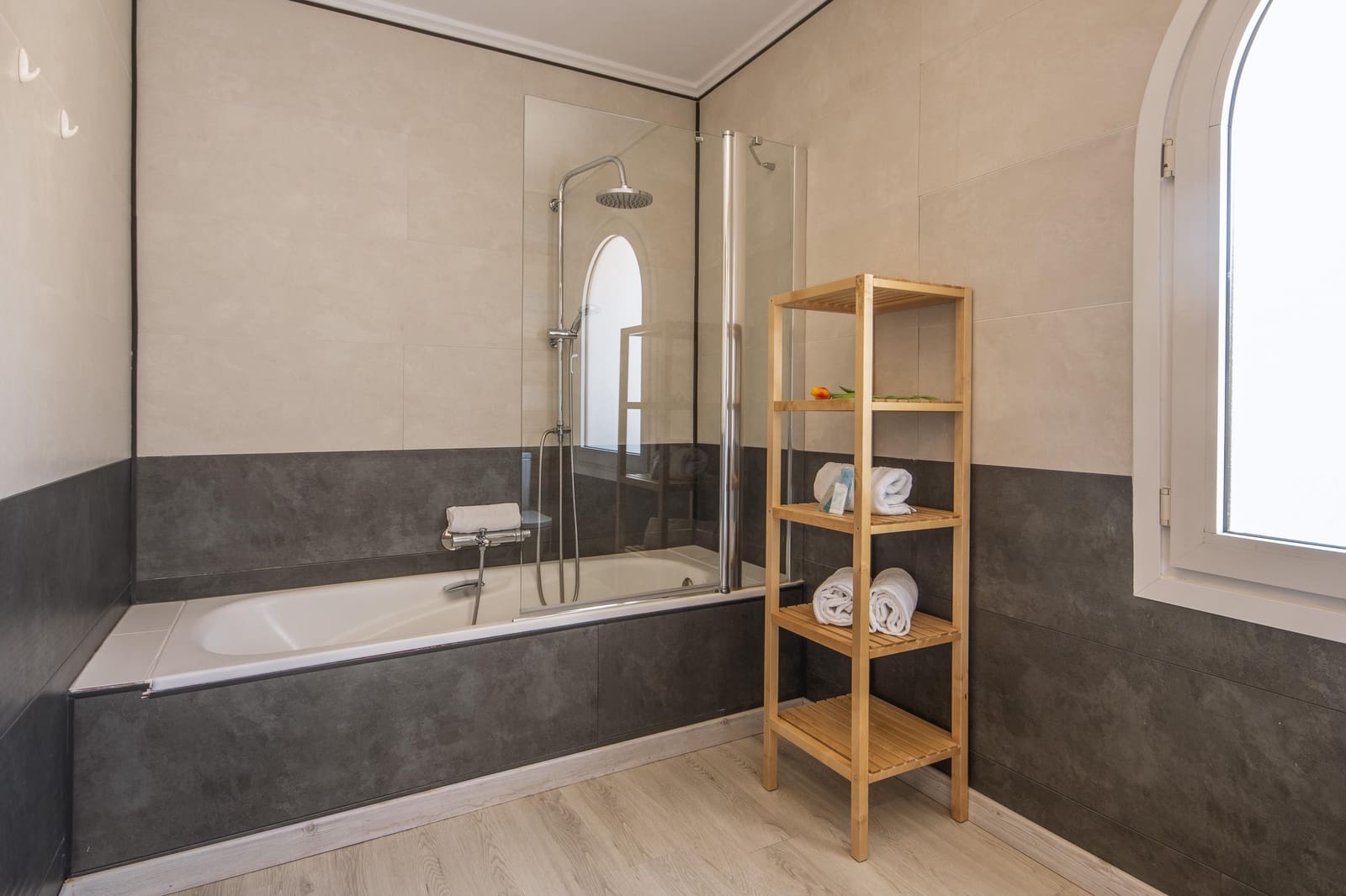 5 Zimmer Ferienvilla in Adsubia mit Pool Garage - 2.198 € (Ref: 4026172)