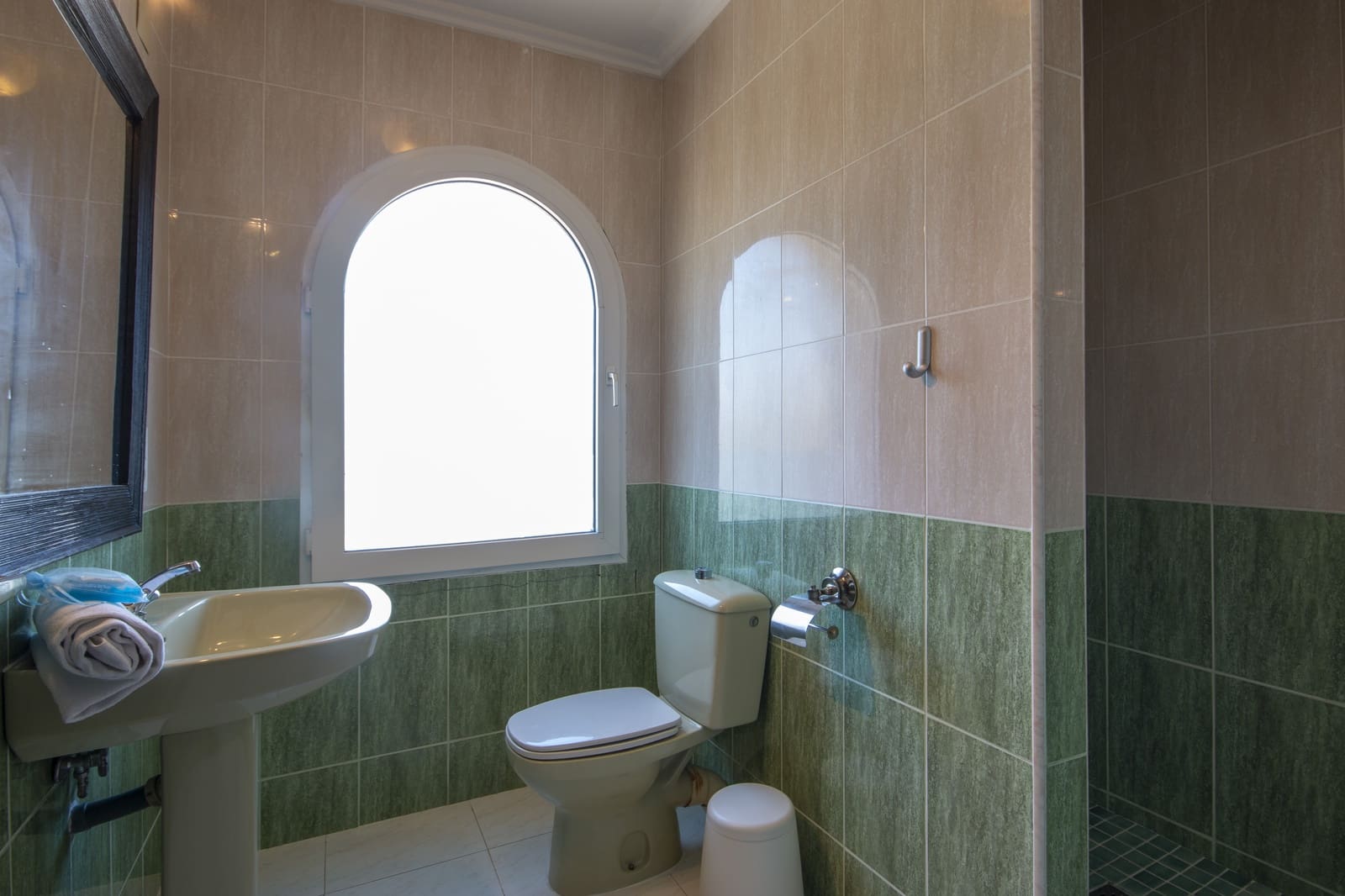 7 slaapkamer Villa voor vakantieverhuur in Adsubia met zwembad garage - € 2.753 (Ref: 4026173)