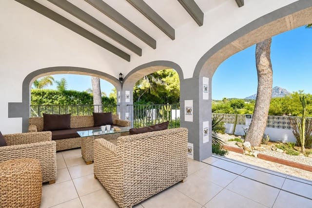 Chalet de 3 habitaciones en Adsubia, Javea / Xàbia en alquiler vacacional con piscina garaje - 689 € (Ref: 4026184)