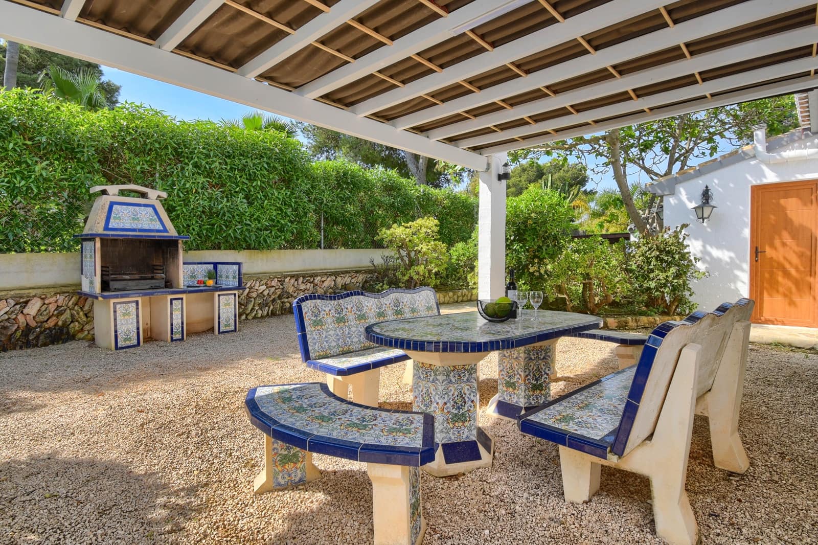 2 Zimmer Ferienvilla in Adsubia mit Pool Garage - 541 € (Ref: 4026185)